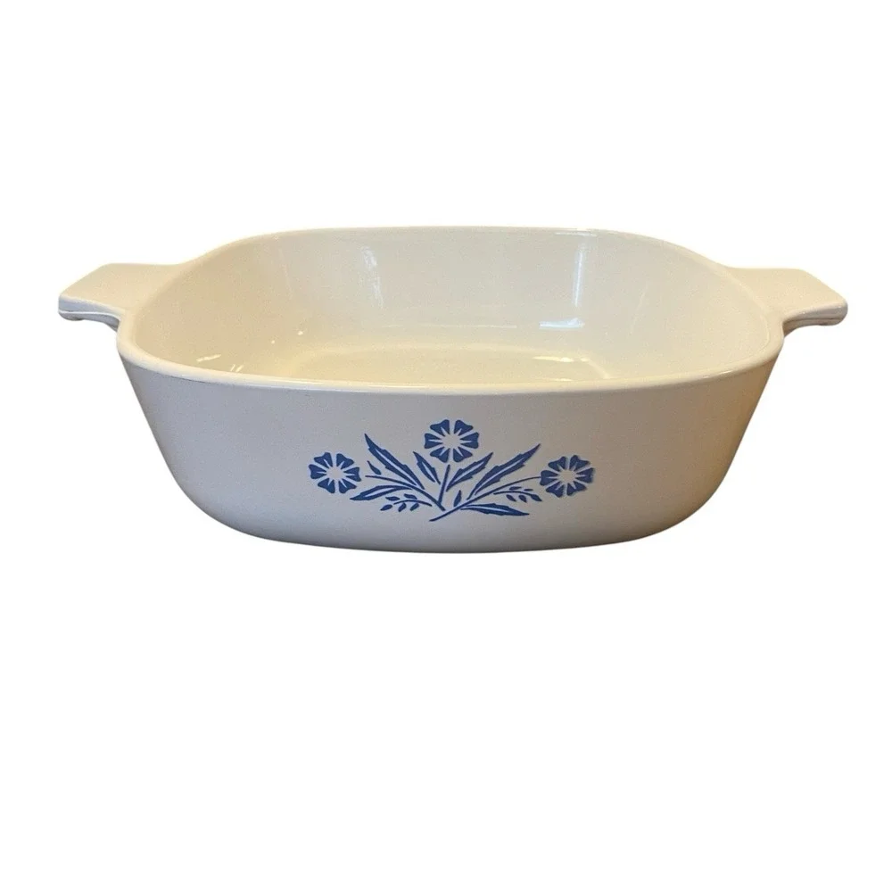 Corning Ware P-1-B Vintage Blue Cornflower 1 Qt. Casserole Dish With Lid